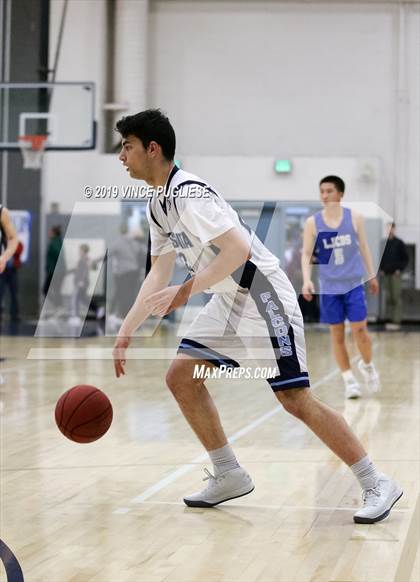 Thumbnail 3 in La Jolla Country Day @ Crescenta Valley (CIF Division III Regional Final) photogallery.
