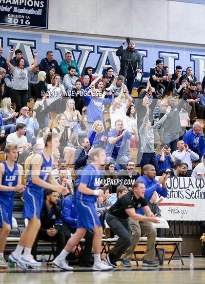 Thumbnail 3 in La Jolla Country Day @ Crescenta Valley (CIF Division III Regional Final) photogallery.