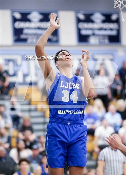 Thumbnail 3 in La Jolla Country Day @ Crescenta Valley (CIF Division III Regional Final) photogallery.