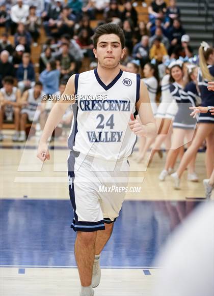 Thumbnail 3 in La Jolla Country Day @ Crescenta Valley (CIF Division III Regional Final) photogallery.