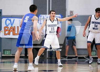 Thumbnail 2 in La Jolla Country Day @ Crescenta Valley (CIF Division III Regional Final) photogallery.