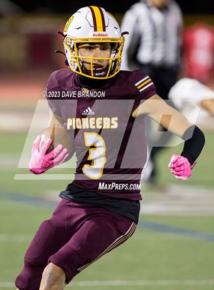 Thumbnail 3 in Crean Lutheran @ Simi Valley (CIF SS D6 Quarterfinals) photogallery.