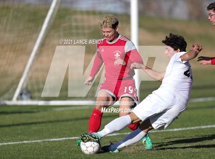 Thumbnail 1 in Arrupe Jesuit vs. Jefferson photogallery.