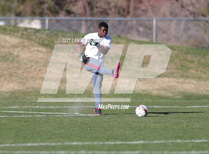 Thumbnail 3 in Arrupe Jesuit vs. Jefferson photogallery.