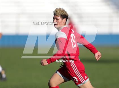 Thumbnail 1 in Arrupe Jesuit vs. Jefferson photogallery.