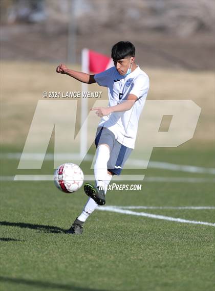 Thumbnail 3 in Arrupe Jesuit vs. Jefferson photogallery.
