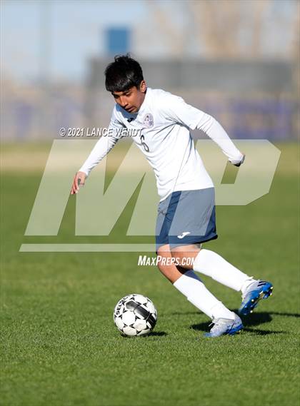 Thumbnail 1 in Arrupe Jesuit vs. Jefferson photogallery.