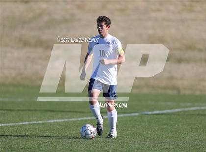 Thumbnail 2 in Arrupe Jesuit vs. Jefferson photogallery.