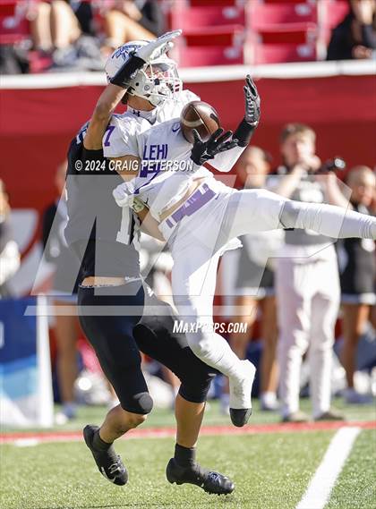 Thumbnail 1 in Corner Canyon vs. Lehi (UHSAA 6A Semifinal) photogallery.