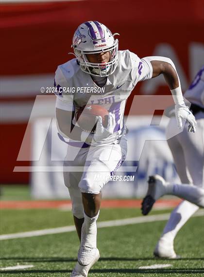 Thumbnail 3 in Corner Canyon vs. Lehi (UHSAA 6A Semifinal) photogallery.