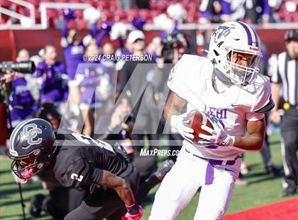 Thumbnail 2 in Corner Canyon vs. Lehi (UHSAA 6A Semifinal) photogallery.