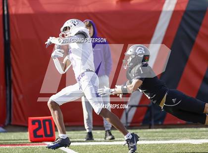 Thumbnail 3 in Corner Canyon vs. Lehi (UHSAA 6A Semifinal) photogallery.