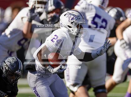 Thumbnail 3 in Corner Canyon vs. Lehi (UHSAA 6A Semifinal) photogallery.