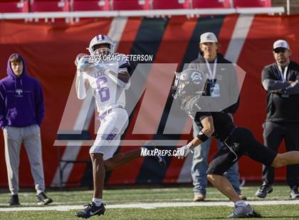 Thumbnail 2 in Corner Canyon vs. Lehi (UHSAA 6A Semifinal) photogallery.
