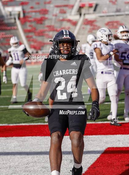 Thumbnail 1 in Corner Canyon vs. Lehi (UHSAA 6A Semifinal) photogallery.