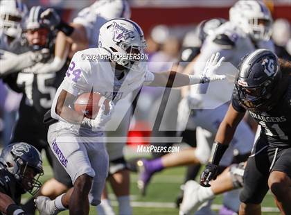 Thumbnail 2 in Corner Canyon vs. Lehi (UHSAA 6A Semifinal) photogallery.