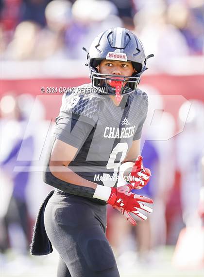 Thumbnail 3 in Corner Canyon vs. Lehi (UHSAA 6A Semifinal) photogallery.