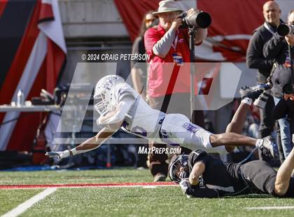Thumbnail 3 in Corner Canyon vs. Lehi (UHSAA 6A Semifinal) photogallery.