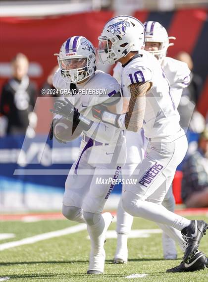 Thumbnail 1 in Corner Canyon vs. Lehi (UHSAA 6A Semifinal) photogallery.