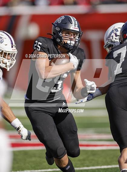 Thumbnail 3 in Corner Canyon vs. Lehi (UHSAA 6A Semifinal) photogallery.