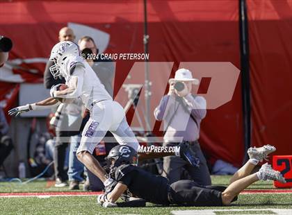 Thumbnail 2 in Corner Canyon vs. Lehi (UHSAA 6A Semifinal) photogallery.