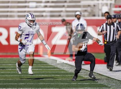 Thumbnail 2 in Corner Canyon vs. Lehi (UHSAA 6A Semifinal) photogallery.