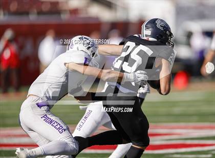 Thumbnail 1 in Corner Canyon vs. Lehi (UHSAA 6A Semifinal) photogallery.