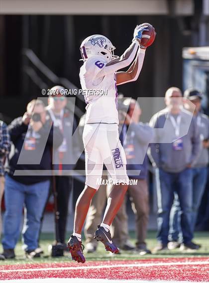 Thumbnail 3 in Corner Canyon vs. Lehi (UHSAA 6A Semifinal) photogallery.