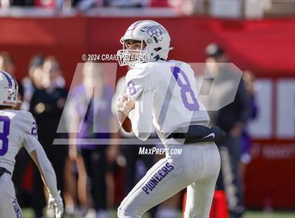 Thumbnail 1 in Corner Canyon vs. Lehi (UHSAA 6A Semifinal) photogallery.