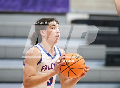 Thumbnail 2 in Battle @ Millwood (Hoopin on the Hill) photogallery.