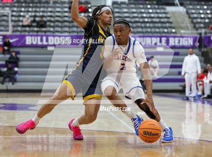 Thumbnail 1 in Battle @ Millwood (Hoopin on the Hill) photogallery.