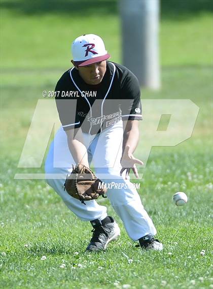 Thumbnail 2 in Gabrielino @ Rosemead photogallery.