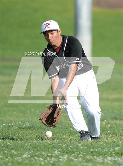 Thumbnail 2 in Gabrielino @ Rosemead photogallery.