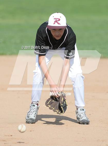 Thumbnail 2 in Gabrielino @ Rosemead photogallery.