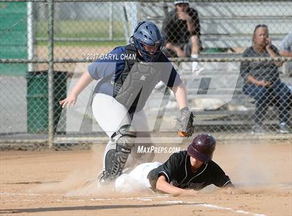 Thumbnail 3 in Gabrielino @ Rosemead photogallery.