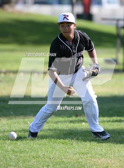 Thumbnail 2 in Gabrielino @ Rosemead photogallery.