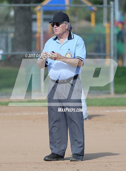 Thumbnail 3 in Gabrielino @ Rosemead photogallery.