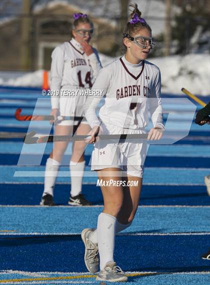 Thumbnail 2 in Garden City vs. Lakeland (NYSPHSAA Class B Final) photogallery.