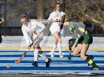 Thumbnail 3 in Garden City vs. Lakeland (NYSPHSAA Class B Final) photogallery.
