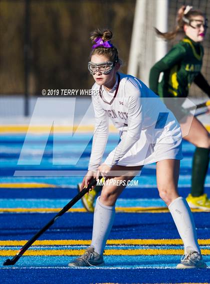 Thumbnail 2 in Garden City vs. Lakeland (NYSPHSAA Class B Final) photogallery.