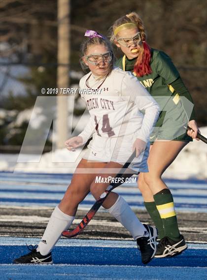 Thumbnail 3 in Garden City vs. Lakeland (NYSPHSAA Class B Final) photogallery.