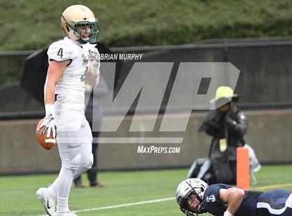 Thumbnail 2 in Jesuit vs Lake Oswego (OSAA 6A Semifinal) photogallery.