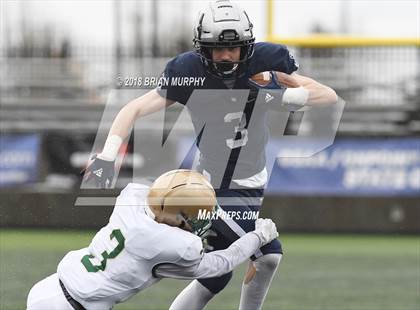 Thumbnail 2 in Jesuit vs Lake Oswego (OSAA 6A Semifinal) photogallery.
