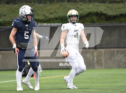 Thumbnail 1 in Jesuit vs Lake Oswego (OSAA 6A Semifinal) photogallery.