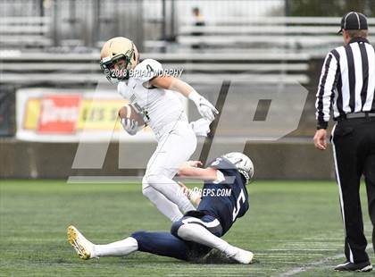 Thumbnail 2 in Jesuit vs Lake Oswego (OSAA 6A Semifinal) photogallery.