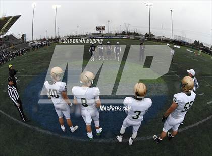 Thumbnail 1 in Jesuit vs Lake Oswego (OSAA 6A Semifinal) photogallery.