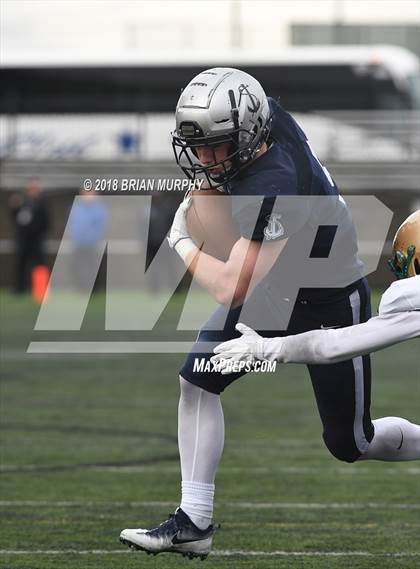 Thumbnail 3 in Jesuit vs Lake Oswego (OSAA 6A Semifinal) photogallery.