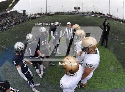 Thumbnail 3 in Jesuit vs Lake Oswego (OSAA 6A Semifinal) photogallery.