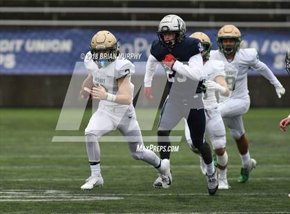 Thumbnail 3 in Jesuit vs Lake Oswego (OSAA 6A Semifinal) photogallery.