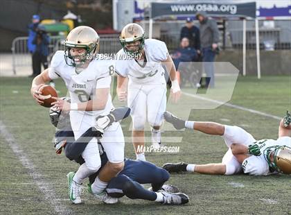 Thumbnail 3 in Jesuit vs Lake Oswego (OSAA 6A Semifinal) photogallery.